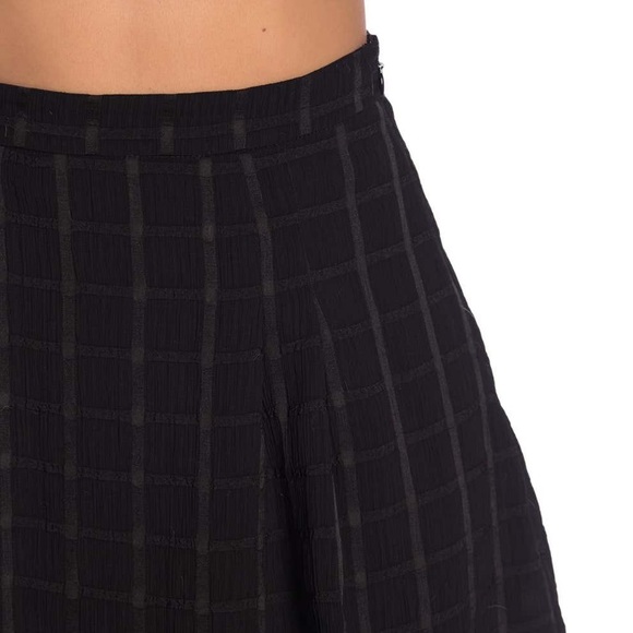 Holiday Party Endless Rose Feather Black Skirt - Picture 3 of 3